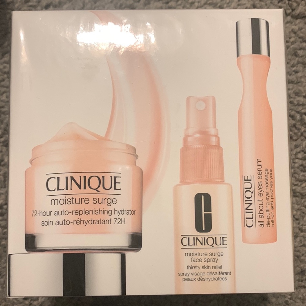 Clinique All About Moisture Travel kit brand new in box